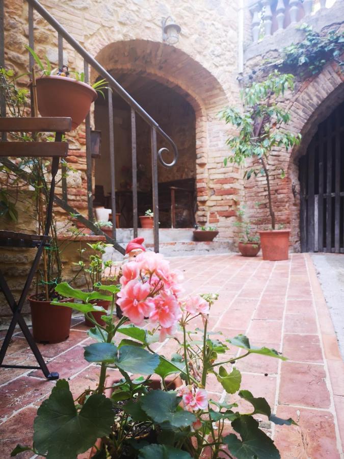 Bed and Breakfast Antico Borgo Di Torri Sovicille Exteriér fotografie