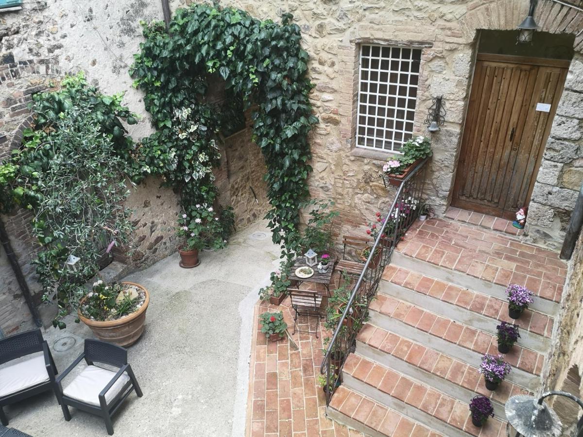 Bed and Breakfast Antico Borgo Di Torri Sovicille Exteriér fotografie
